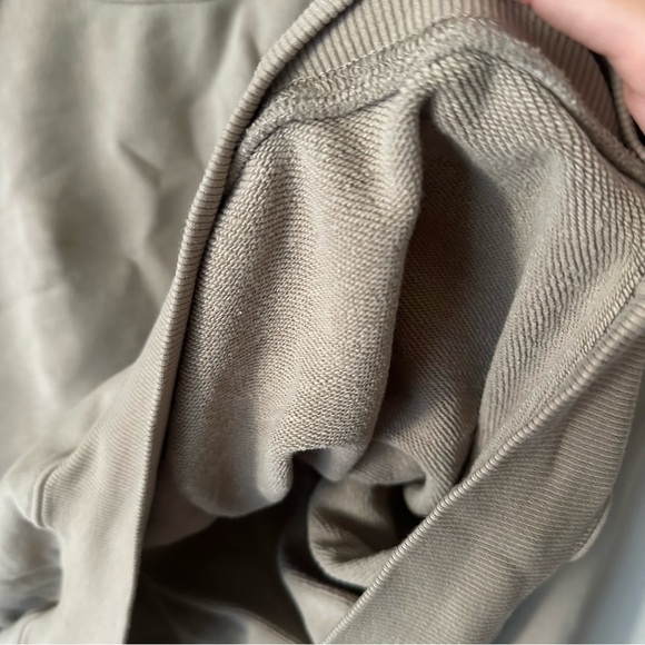 SKIMS
Taupe Terry Classic Crewneck Sweatshirt Size 4XL - Picture 6 of 10